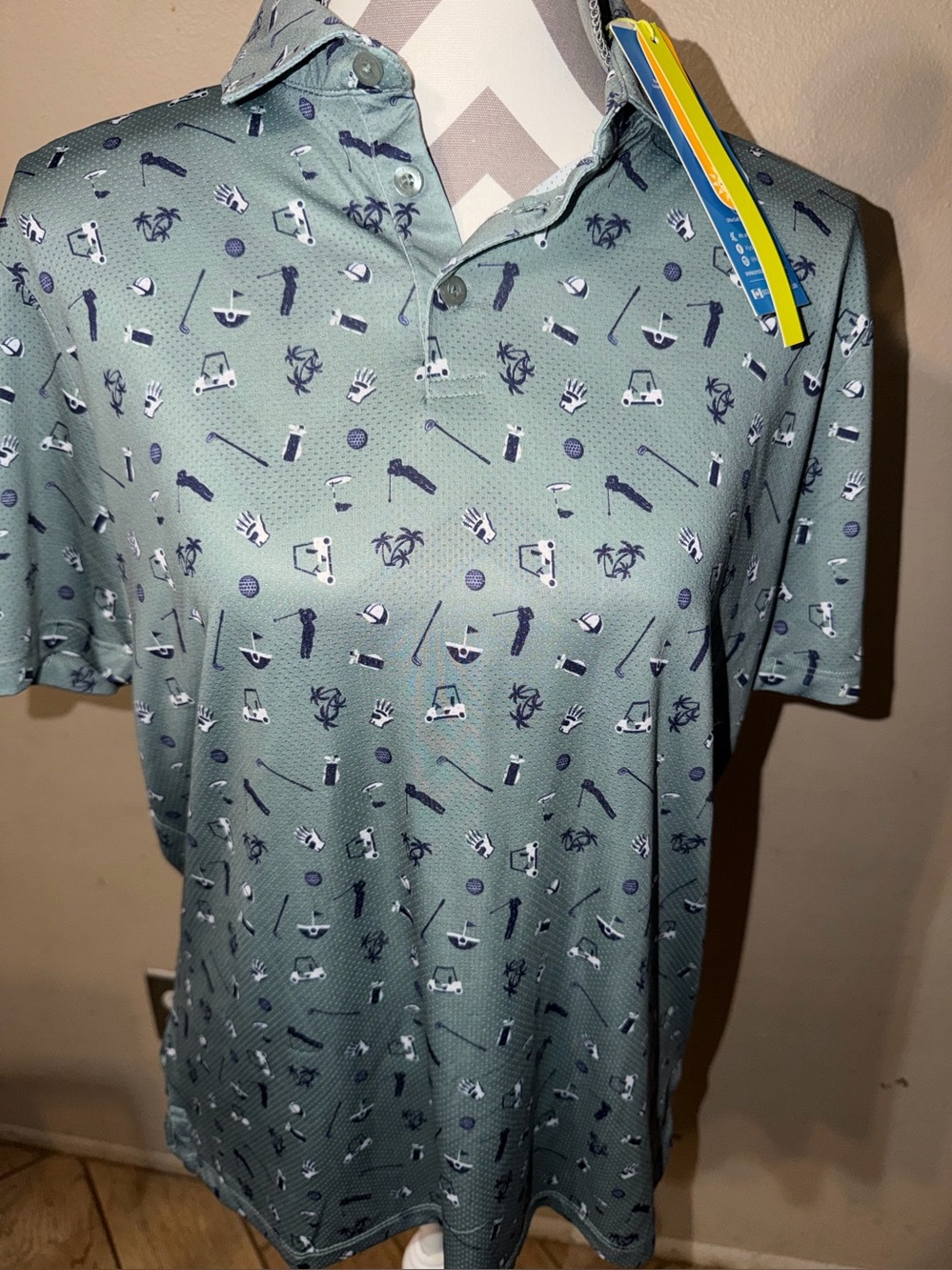 Men's Kyodan Green Short-Sleeve Polo with Golf Print s/p nwt